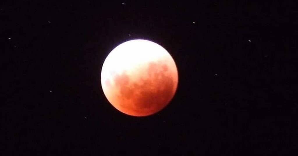 rare lunar events, image of blood moon, super moon, blue moon, total eclipse taken during one rare astronomical event
